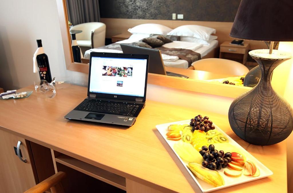 Hotel Zovko Zagreb Sesvete Cameră foto